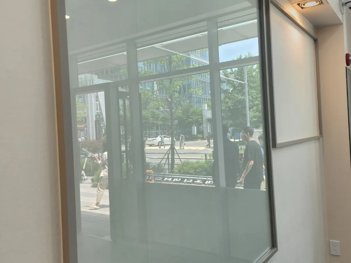 함안군 가야읍 건물 복도·대기 동선 야간 위생청소 사례 - 행진크린